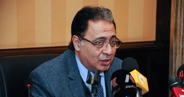 رئيس قطاع الطب العلاجى بـ"الصحة" ينفى وجود مقلب قمامة فى مستشفى بولاق