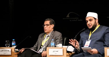بالصور.. مدير عام الأوقاف: لا يوجد فى الإسلام ما يسمى بـ"جماعة"