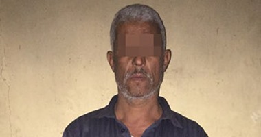 عامل يهشم رأس نجله بـ"حديدة" أثناء نومه لاختلاف حول زواج الأب.. المتهم ادعى كاذبا إصابة ابنه فى حادث سيارة.. ومشادة كلامية مع الابن الأكبر بالمستشفى كشفت الحقيقة