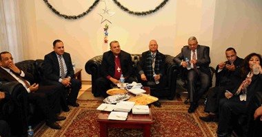 بالصور.. رئيس الطائفة الإنجيلية: ناقشنا مع البابا قانونى دور العبادة والأحوال الشخصية