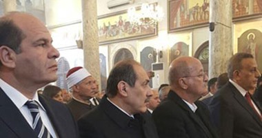  وصول مدير أمن الجيزة والمحافظ لحضور قداس الكنيسة المطرانية