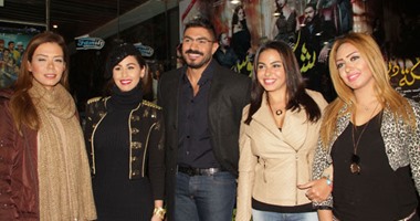 أبطال فيلم "شكة دبوس" يحتفلون بالعرض الأول للفيلم