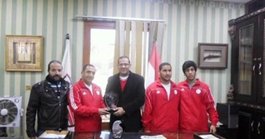 منتخب الإمارات للمصارعة يعسكر ببلدية المحلة