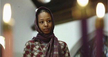 فصل أستاذة جامعية بأمريكا بعد كتابة "المسلمون والمسيحيون يعبدون ربا واحدا"
