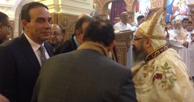 بالصور.. أبو العلا يقدم التهنئة للأقباط بمناسبة عيد الميلاد المجيد