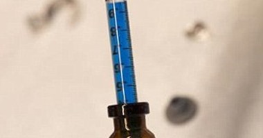 طبيب أطفال: استخدام الحقن ذاتية التلف تحمى الأطفال من الأمراض