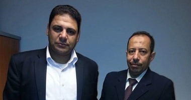 بالصور.. جمارك الغردقة تحبط دخول أجهزة تابلت مع راكب مصرى قادم من تركيا