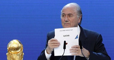"ديلى ميل" تطرح السؤال الصعب.. لماذا تنظم قطر مونديال 2022؟ مدرجات بلا جماهير.. معاناة قاسية للعمالة الآسيوية.. أموال بالملايين لتنظيم مسابقات رياضية فاشلة.. ونجم برشلونة فشل بتجميل صورة الدولة