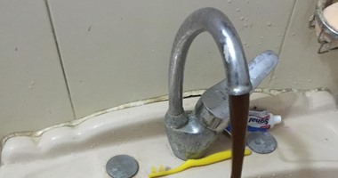 أهالى قرية سنهور بكفر الشيخ يشكون من تغير لون ورائحة مياه الشرب 