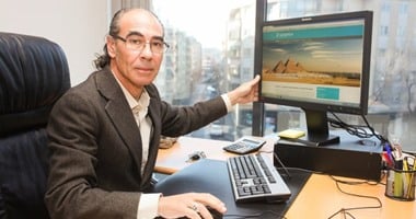 "صيت" علاج فيروس سى المصرى يصل إسبانيا والأرجنتين.. توافد الإسبان على القاهرة للعلاج بعد وصول نسبة الشفاء لـ 90%.. بيونس آيرس تعتبره معجزة والمرضى يؤكدون: نثق فى النظام الصحى بمصر
