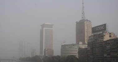 استمرار الطقس السيئ.. والعاصفة الترابية تسبب ضعف الرؤية