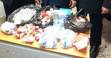 جمارك الغردقة تحبط تهريب 800 أمبول أدوية فيتامينات