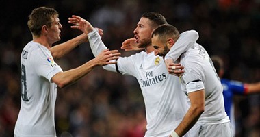 بالفيديو.. ريال مدريد يتقدم على لاكورونيا بثنائية رائعة فى الشوط الأول