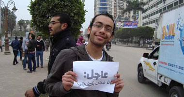 جلوبال بوست: "الطب الشرعى" يدخل اللعبة السياسية فى مصر.. مسئول بالهيئة: أكثر من ألف حالة يشتبه فى تعرضها للتعذيب على يد الشرطة كل عام منذ الثورة.. والأطباء يتعرضون لضغوط للتقليل من حجم الإصابات