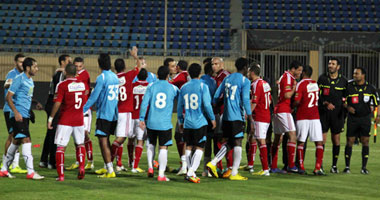 الفيفا يبرز عودة الحياة للملاعب المصرية