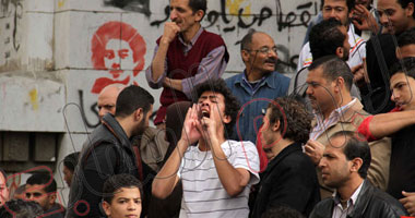 مسيرة طلعت حرب تصل دار القضاء للمشاركة فى مليونية "محاكمة النظام"
