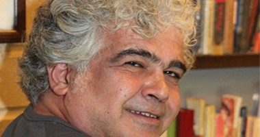 خالد خليفة يستقبل الترجمة الأمريكية لرواية "الموت عمل شاق" وينتظر البريطانية