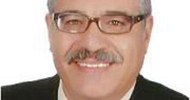 فهمى عنبة: تجربة "اليوم السابع" ستساعد على ارتباط القارئ بالصحافة الورقية