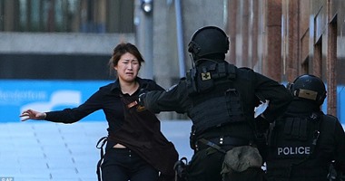 استراليا: شظايا رصاص الشرطة قتلت أحد الرهينتين بمقهى سيدنى