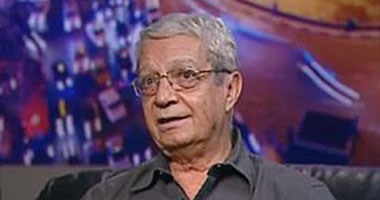 رحيل نادر جلال صاحب "خمسة باب" و"الإرهابى" و"عباس الأبيض" و"حرب الجواسيس".. من أوائل مخرجى الأكشن والإثارة فى السينما المصرية.. ينتمى لعائلة فنية والدته مارى كوين و"خالته" المنتجة آسيا مطلقة المواهب