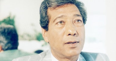 100 صورة.. كرم مطاوع يقود جيلاً جديدًا من صناع الفن فى مصر 