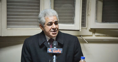 الأحزاب الإسلامية: حمدين صباحى لم يطلب لقاءنا حتى الآن.. "النور": لم يعرض علينا برنامجه.. "الحرية والعدالة": لا يوجد قيادات داخل مصر ليتصل بها.. والوسط: فكرة الانتخابات الرئاسية لم يتم طرحها
