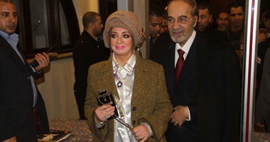 سياسيون ومثقفون وفنانون فى افتتاح المسرح القومى