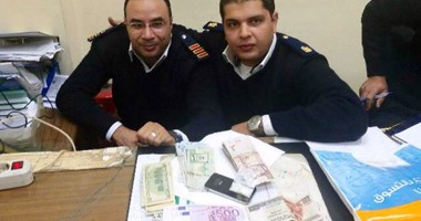ضبط راكب بمطار القاهرة حاول تهريب ١٠جم ألماظ وعملات بـ١٦٠ ألف جنيه