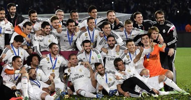 صحف أوروبا:4 ألقاب تهدى ريال مدريد 65 مليون يورو..و150 ألفاً مكافأة كل لاعب عن مونديال الأندية.. سيلفا يُزيد الضغوط على تشيلسى.. وبرشلونة يُميز ميسى ونيمار على زملائهما فى إجازة "الكريسماس"