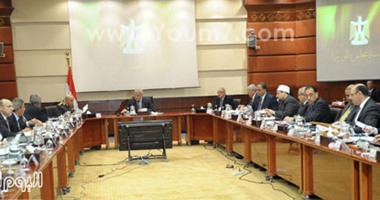 كيف تحصل على تعويض بطالة من الحكومة إذا تم فصلك من العمل؟