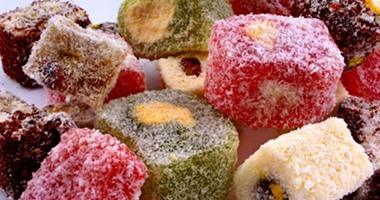 للتعرف على صلاحيتها.. 5 نصائح عند شرائك لحلويات المولد