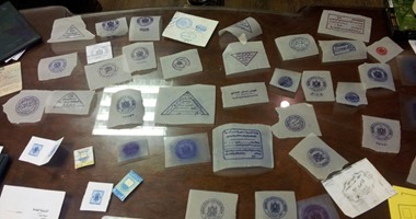 نيابة الأقصر تحيل متهما قلد أختام 29 مصلحة حكومية للجنايات