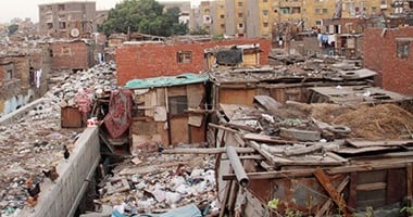 محافظة القاهرة تستكمل خطة القضاء على العشوائيات بـ"مصر القديمة".. إخلاء 10 منازل بـ"بطن البقر" ونقل 41 أسرة لمساكن بدر كمرحلة أولى الأسبوع المقبل.. ونائبة المحافظ: الخطة تستهدف نقل 4 آلاف أسرة مؤقتا