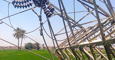 وزارة الكهرباء: تعرض برجى كهرباء بخط السد العالى ونجع حمادى للتفجير فجر اليوم