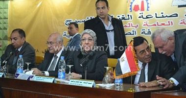 وزيرة القوى العاملة: نعمل مع رجال الأعمال من أجل العمال