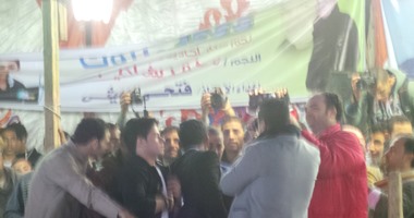 بالصور.. طهواى بالمنوفية تواصل احتفالاتها لحصول ابنها على ستار أكاديمى