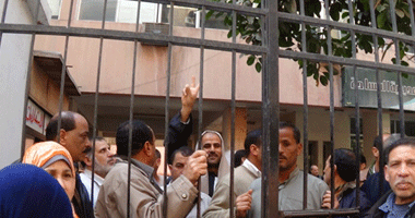 تواصل إضراب موظفى المساحة بالشرقية للمطالبة بتطبيق الحد الأدنى