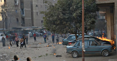 الإخوان يشعلون النيران فى سيارات المواطنين بفيصل