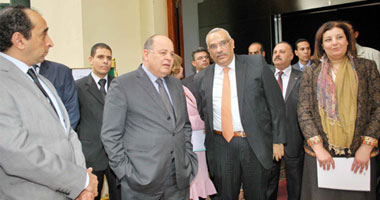 وزير الثقافة يتفقد متحف كوكب الشرق "أم كلثوم"