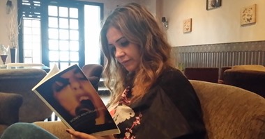 يقرأون الآن..فيروز كراوية تتتبع معاناة المرأة مع الموسيقى الجماهيرية
