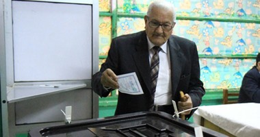 أحزاب ترفع شعار "الرئاسية أولا" وتطالب بتأجيل "المحليات".. الوفد والمصريين الأحرار وحماة الوطن يدعمون الإرجاء.. ويؤكدون: فرصة لنستعد بشكل أفضل.. والسيد البدوى: أتوقع تأجيلها