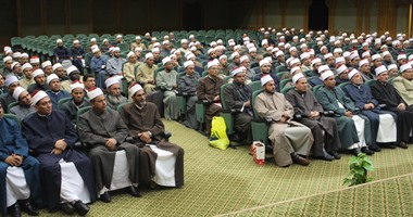 وكيل الأزهر لـ"مبعوثي الخارج": تصحيح المفاهيم الخاطئة وبيان حقيقة الإسلام أهم أولوياتكم