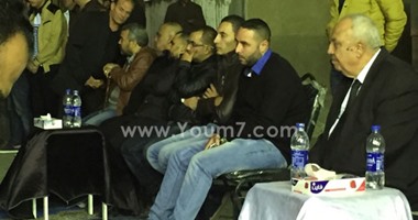 عبد المنعم عمارة وأيمن بهجت قمر وخالد تاج الدين فى عزاء والد وليد سعد