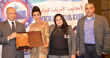 بالصور.. تكريم نجوم الفن فى الأكاديمية الأمريكية