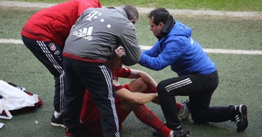 لفتة طيبة من طبيب إنجولشتات بعد تدخله لعلاج لاعب بايرن ميونيخ