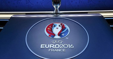 قرعة يورو 2016 كاملة.. مجموعة الموت تجمع إيطاليا وبلجيكا والسويد.. مواجهة "جيران" بين ويلز وإنجلترا.. وألمانيا مع بولندا من جديد..وفرنسا بمجموعة سهلة ضد ألبانيا وسويسرا..والبرتغال تصطدم بالنمسا والمجر