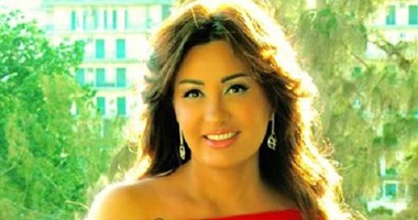 لطيفة تصور أسبوعين من أحداث مسلسلها "كلمة سر"