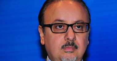 وزير الاتصالات يفتتح معرض الفن التشكيلى الأول بالقرية الذكية