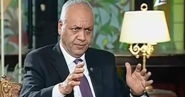 مصطفى بكرى: تقدمت بطلب للمنطقة الإعلامية الحرة لغلق قناة الفراعين "العميلة"