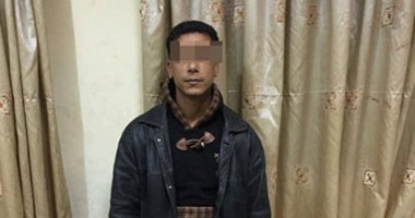 ننشر تفاصيل شاب هشم رأس أمه بآلة حادة فى الشرقية.. الأم رفضت بيع المنزل كى تساعده فى الزواج.. الشاب يهرب ويختبئ فى حظيرة مواش.. والأمن يلقى القبض عليه.. والتحريات: الابن بكى طالبا من أمه السماح